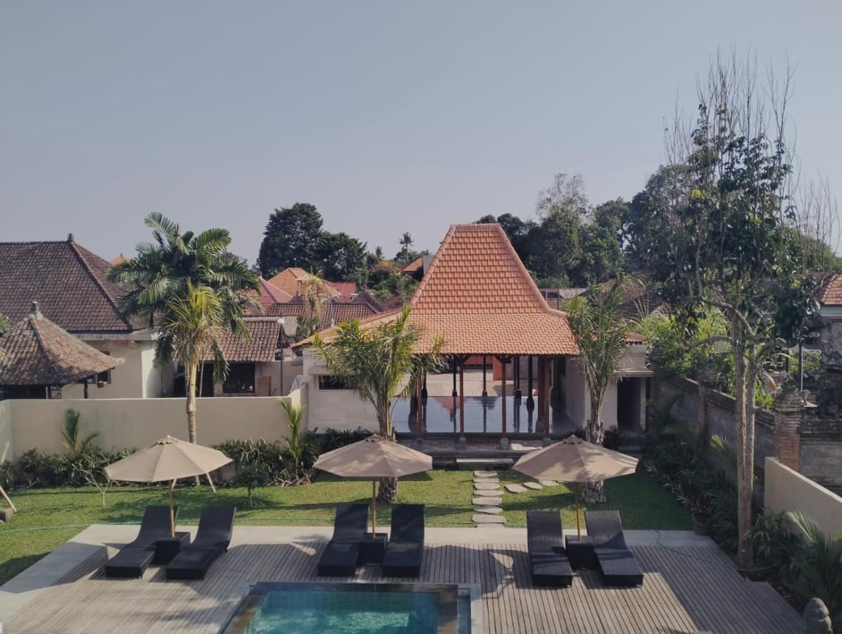 Londo House Hotel Ubud Exterior foto