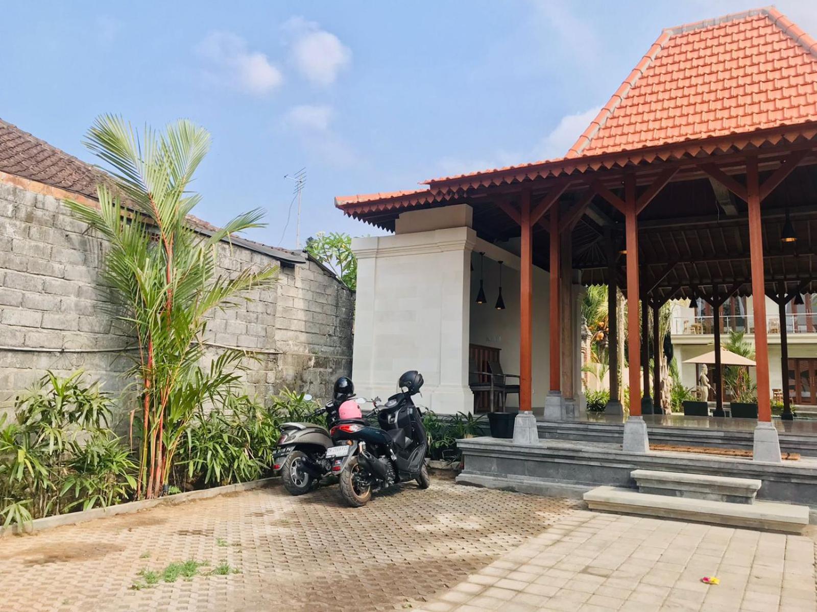 Londo House Hotel Ubud Exterior foto